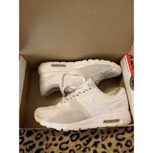 On hold..Nike air max shoes